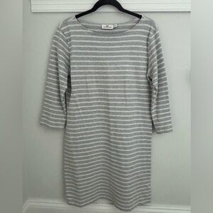 Vineyard Vines Gray and White Striped Long Sleeve Dress